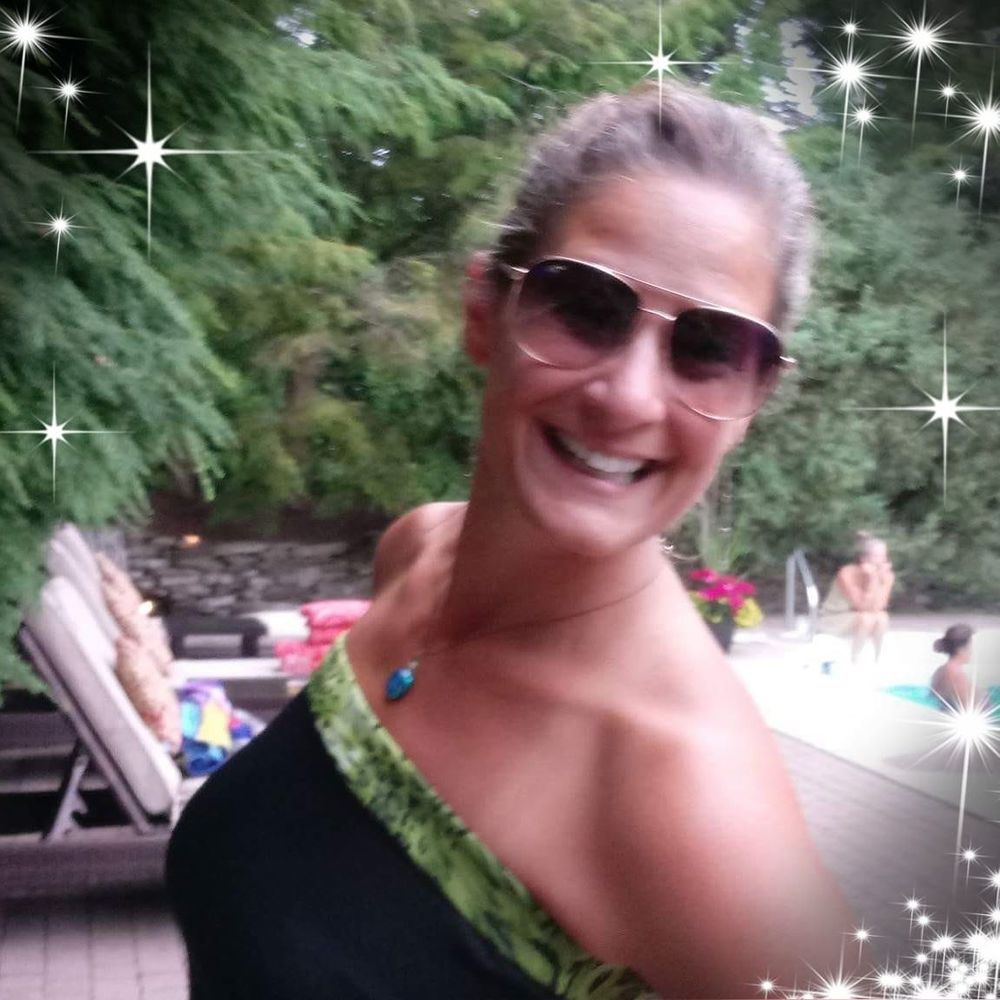 Meet your Posher, Stephanie